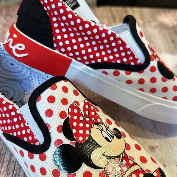 Disney • Girls Minnie Mouse Polkadot Slip on Sneakers • Sz 3 • NWT! - Picture 8 of 9